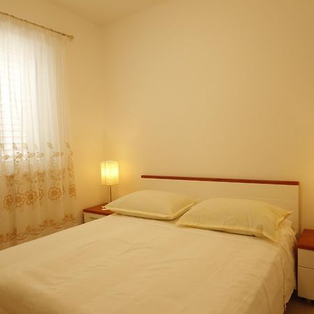 Apartments Marino Supetar Δωμάτιο φωτογραφία