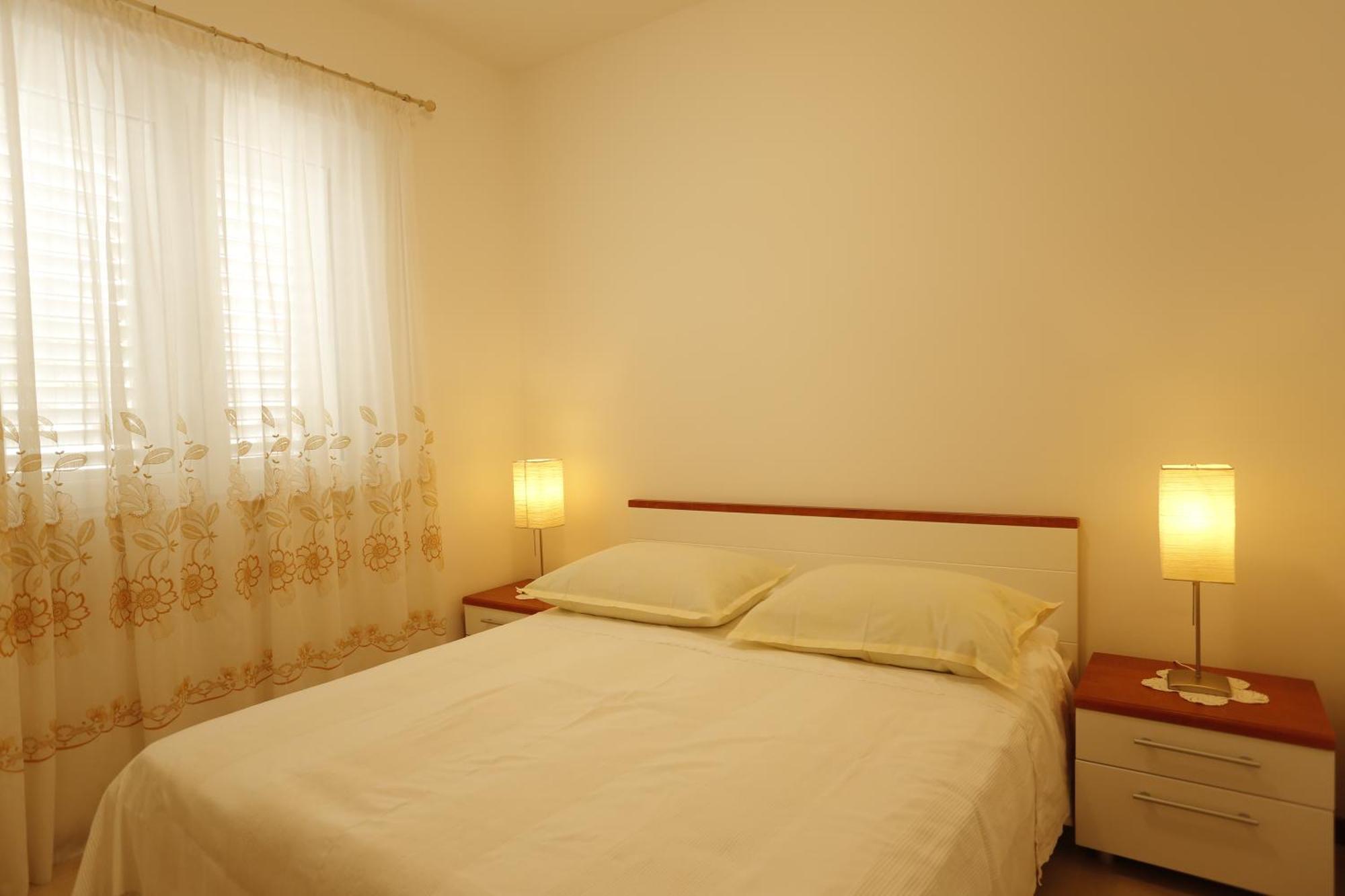 Apartments Marino Supetar Δωμάτιο φωτογραφία