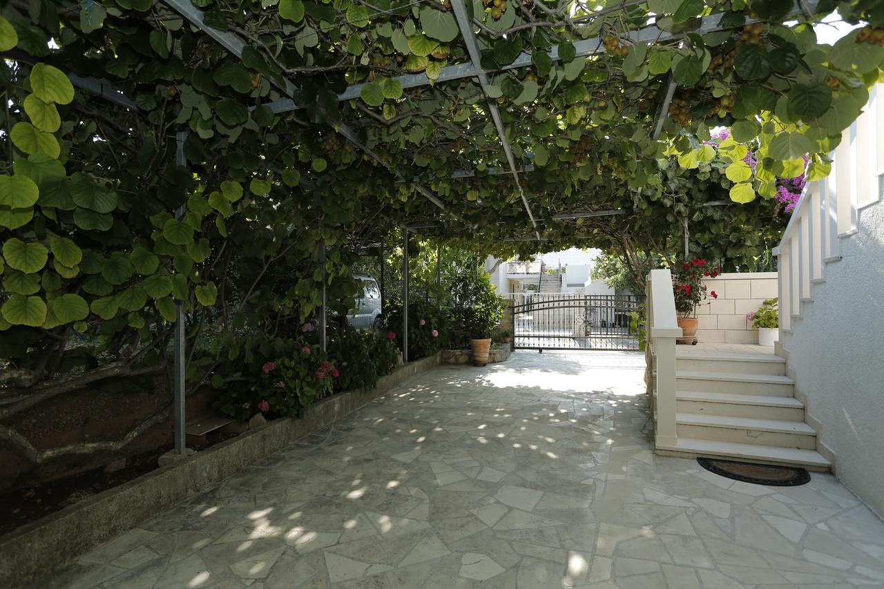 Apartments Marino Supetar Εξωτερικό φωτογραφία