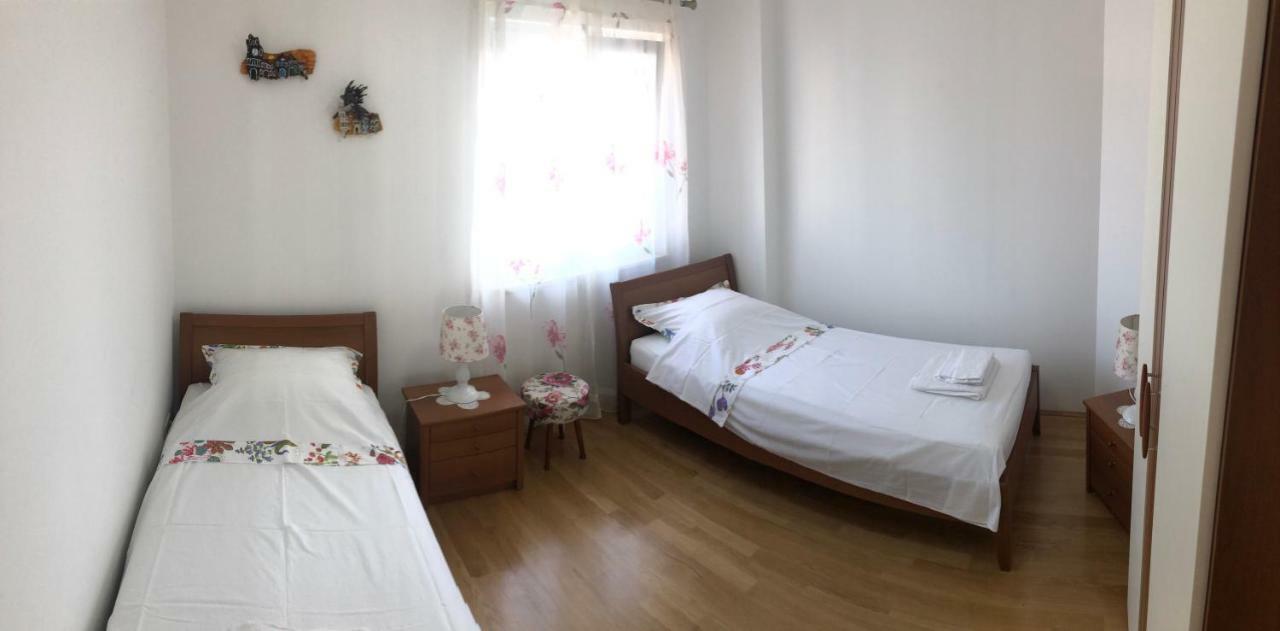 Apartments Marino Supetar Εξωτερικό φωτογραφία